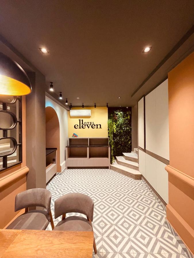 Eleven Hotel Baky Esterno foto